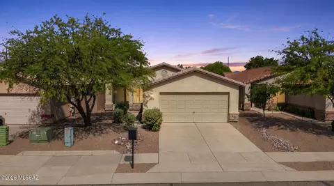 2876 N Xochipilli Dr, Tucson, AZ 85745