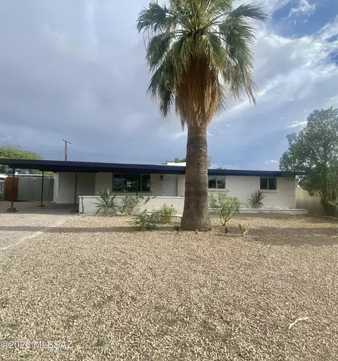 6042 E 33rd St, Tucson, AZ 85711
