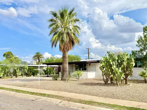 Exterior - 6042 E 33rd St, Tucson, AZ 85711 photo 8 of 8