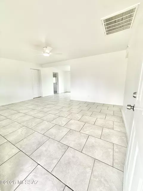 Living - 6042 E 33rd St, Tucson, AZ 85711 photo 1 of 2