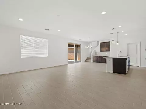 5150 W Bowen House Rd, Tucson, AZ 85757