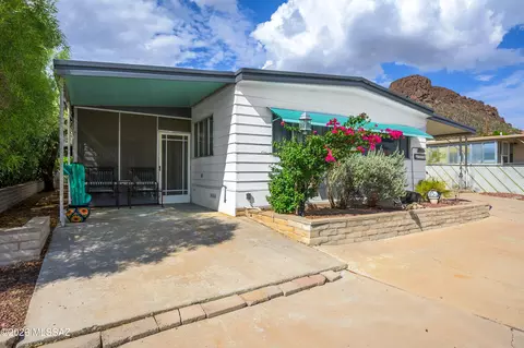 5324 W Flying W St, Tucson, AZ 85713