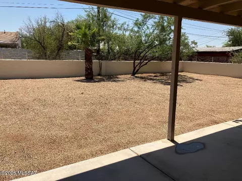 Exterior - 4544 E 7th St, Tucson, AZ 85711 photo 2 of 2