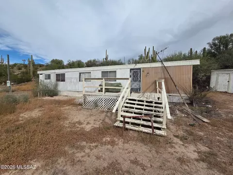 4799 N Dudleyville Rd, Winkelman, AZ 85192