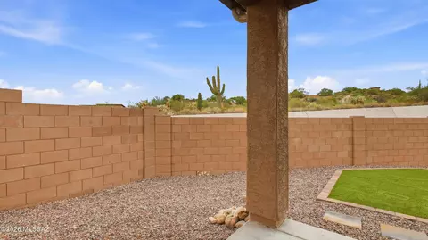 Exterior - 10071 S Rolling Water Dr, Vail, AZ 85641 photo 2 of 6