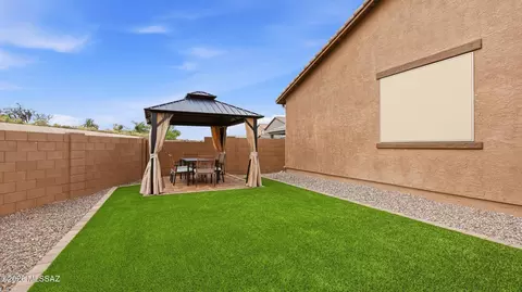 Exterior - 10071 S Rolling Water Dr, Vail, AZ 85641 photo 4 of 6