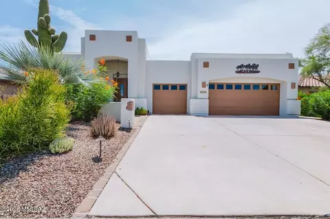 2506 E Bluejay Bluff Ln, Green Valley, AZ 85614