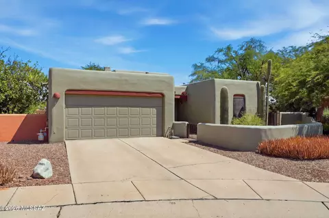 2834 W Placita Paciente, Tucson, AZ 85742