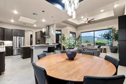 Dining - 14738 E Diamond B Ranch Pl, Vail, AZ 85641 photo 1 of 3