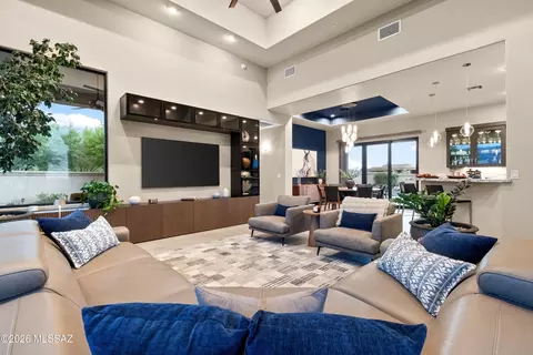 Living - 14738 E Diamond B Ranch Pl, Vail, AZ 85641 photo 4 of 6