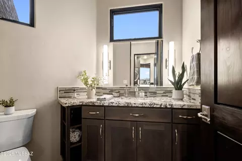 Bath - 14738 E Diamond B Ranch Pl, Vail, AZ 85641 photo 5 of 5