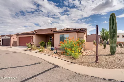 1151 W Vuelta Potrillo Mesteno, Sahuarita, AZ 85629