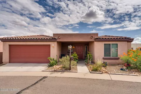 1151 W Vuelta Potrillo Mesteno, Sahuarita, AZ 85629