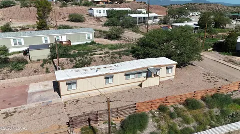 637 E Di Di Anne Dr, Benson, AZ 85602