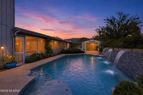 9400 E Summer Trl, Tucson, AZ 85749