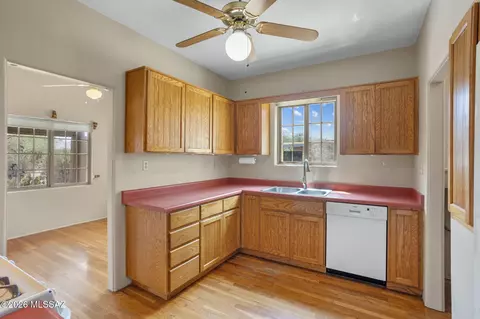 Kitchen - 1533 E Spring St, Tucson, AZ 85719 photo 2 of 5