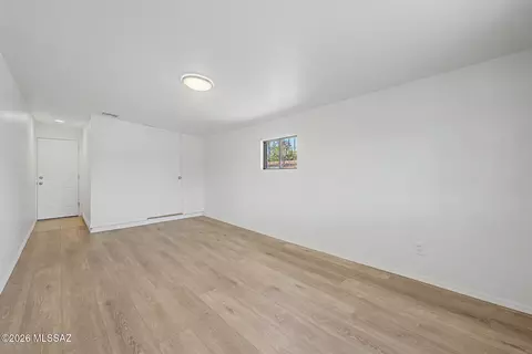 Living - 218 Elvado Rd, Tucson, AZ 85756 photo 3 of 4