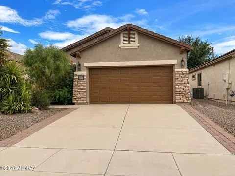 290 W Calle Del Estribo, Sahuarita, AZ 85629