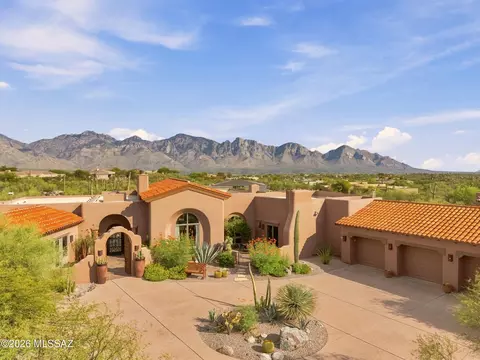 14460 N Sun Spring Dr, Oro Valley, AZ 85755