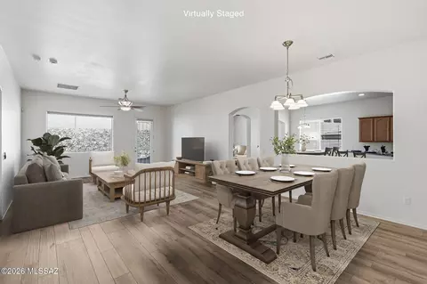 312 N Oak Tree Canyon Loop, Sahuarita, AZ 85629