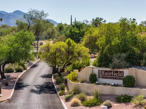 8430 N Breezewood Pl, Tucson, AZ 85704