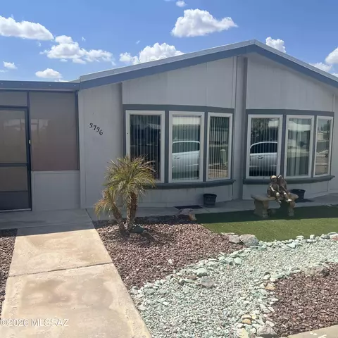 3736 S Lakeside Dr, Yuma, AZ 85365