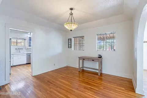 Dining - 1731 Edison St, Tucson, AZ 85719 photo 1 of 2