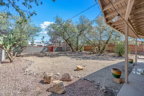 Exterior - 1731 Edison St, Tucson, AZ 85719 photo 3 of 3