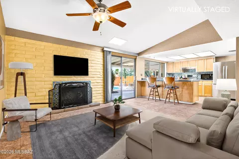 Living - 9541 E Calle Eunice, Tucson, AZ 85715 photo 7 of 7