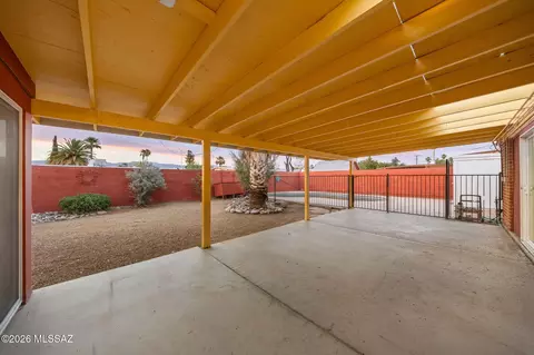Exterior - 7357 E Princeton Dr, Tucson, AZ 85710 photo 6 of 8