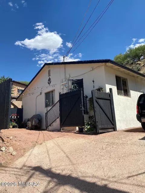 172 E Beck St, Nogales, AZ 85621