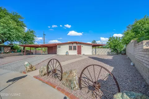 7942 E Timrod Pl, Tucson, AZ 85710