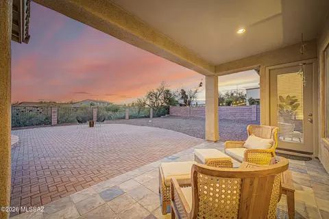 11937 N Prospect Point Pl, Oro Valley, AZ 85737