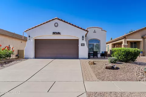251 W Calle Moncayo, Sahuarita, AZ 85629