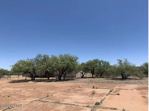 Exterior - 10193 E Windtalker Rd, Hereford, AZ 85615 photo 4 of 4