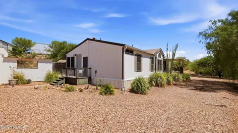 Exterior - 13311 E Rex Molly Rd, Vail, AZ 85641 photo 1 of 7