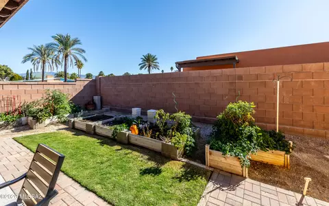 Exterior - 8881 E Wright School Loop, Tucson, AZ 85715 photo 2 of 4