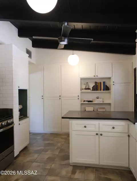 Kitchen - 5714 E 6th St, Tucson, AZ 85711 photo 1 of 4