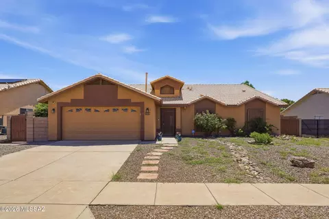 7959 S Muddy Creek Dr, Tucson, AZ 85747