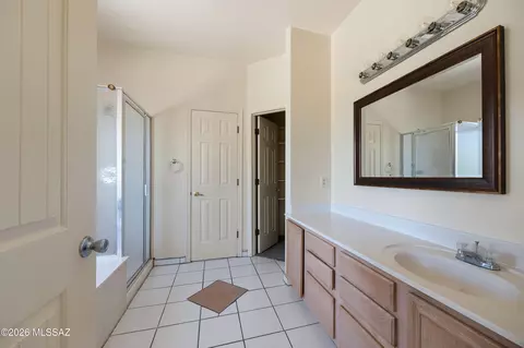Bath - 461 E Covered Wagon Dr, Tucson, AZ 85704 photo 1 of 4