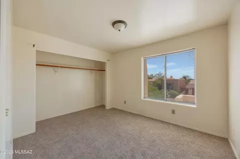 Bedroom - 461 E Covered Wagon Dr, Tucson, AZ 85704 photo 6 of 7