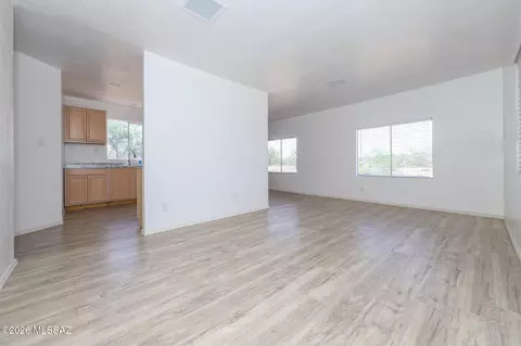 16205 W Holster Pl, Tucson, AZ 85736