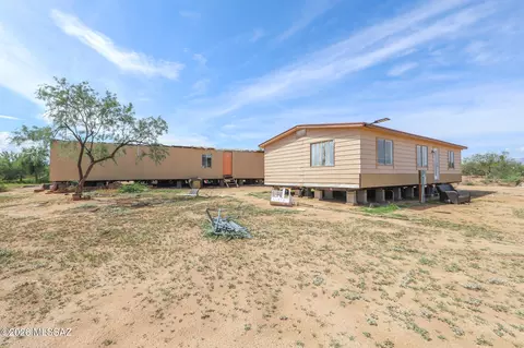 16205 W Holster Pl, Tucson, AZ 85736