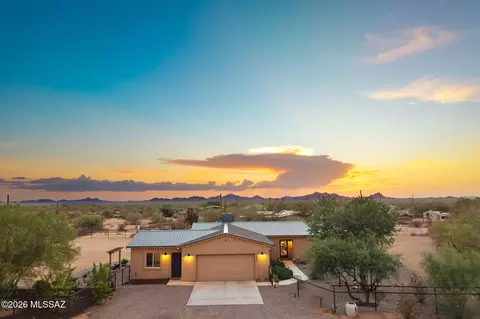 7985 N Pleasant Ln, Tucson, AZ 85743