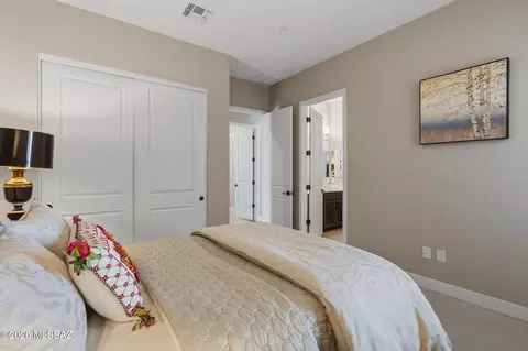 Bedroom - 14589 E Sands Ranch Rd, Vail, AZ 85641 photo 4 of 7