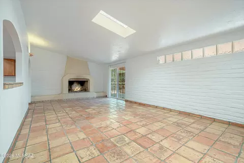 Living - 8701 E Baker St, Tucson, AZ 85710 photo 1 of 3