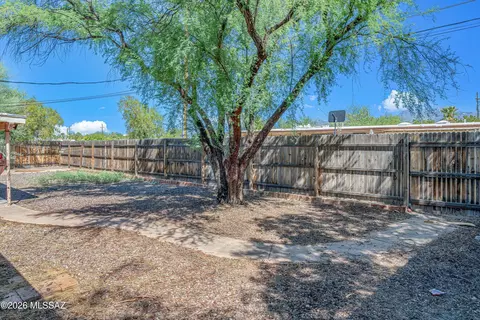 Exterior - 8701 E Baker St, Tucson, AZ 85710 photo 6 of 6