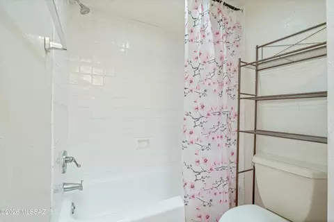 Bath - 8701 E Baker St, Tucson, AZ 85710 photo 2 of 3