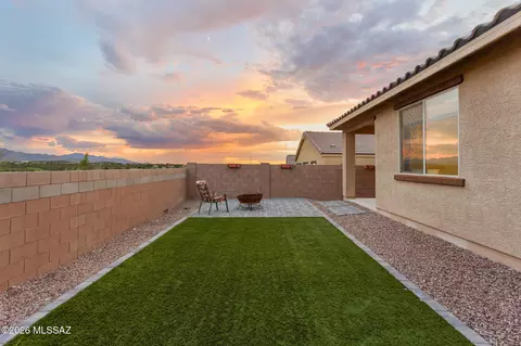 Exterior - 14070 E Red Pine Pl, Vail, AZ 85641 photo 3 of 7