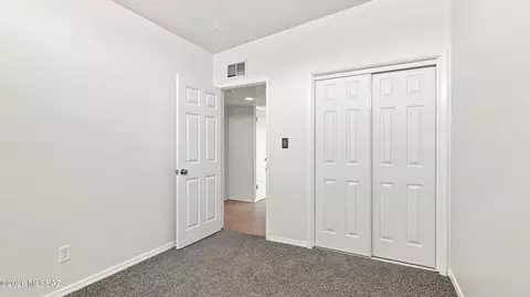 Bedroom - 6735 E Montecito Dr, Tucson, AZ 85710 photo 3 of 3